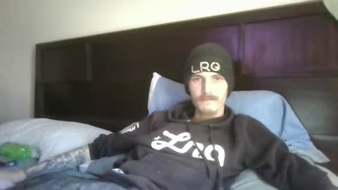 Snapshot of tootall803 chatting on December 2, 3:47 pm TooTall803 online show from December 2, 3:47 pm