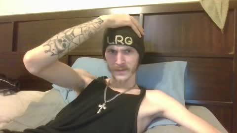 Snapshot of tootall803 chatting on January 24, 8:44 am TooTall803 online show from January 24, 8:44 am