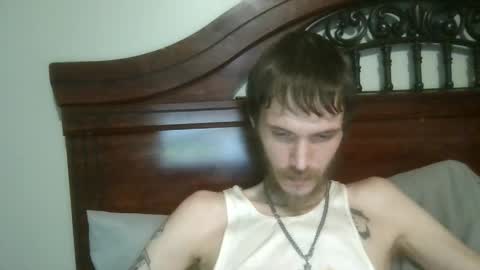 Snapshot of tootall803 chatting on May 12, 10:29 pm TooTall803 online show from May 12, 10:29 pm
