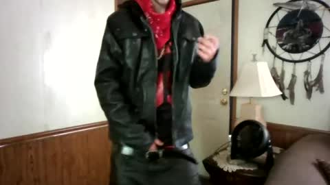 Snapshot of topdogintraining93 chatting on June 22, 7:44 pm SagMeOreduceMe online show from June 22, 7:44 pm