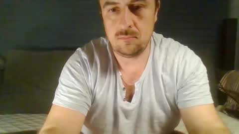 Snapshot of tophunk84 chatting on March 21, 10:57 pm tophunk84 online show from March 21, 10:57 pm