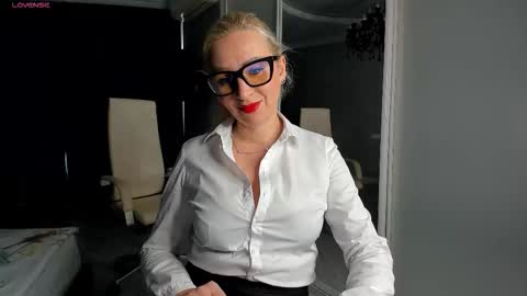 Snapshot of toplady777 chatting on February 26, 7:29 am toplady777 online show from February 26, 7:29 am