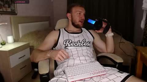 Glebaty online show from May 12, 4:59 pm