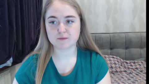 tori_blond online show from February 14, 6:32 am