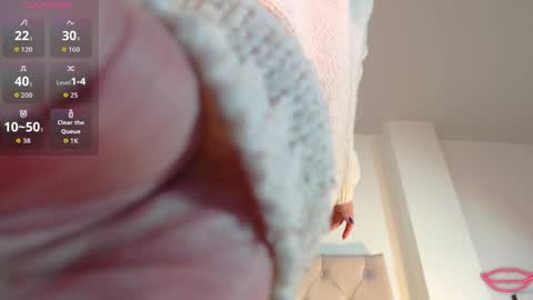 Snapshot of tori_just chatting on May 4, 2:24 pm tori_just online show from May 4, 2:24 pm