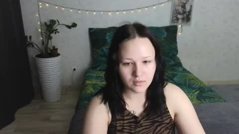 Snapshot of tori_sweet_tori chatting on June 10, 2:45 am Tori online show from June 10, 2:45 am