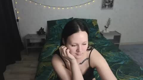 Snapshot of tori_sweet_tori chatting on July 5, 4:19 am Tori online show from July 5, 4:19 am