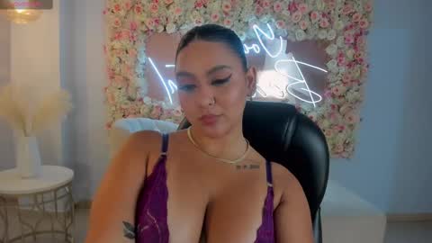 Tori Cross online show from February 10, 4:47 pm