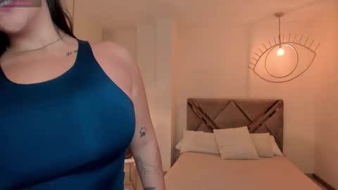 Tori Cross online show from October 14, 12:50 pm