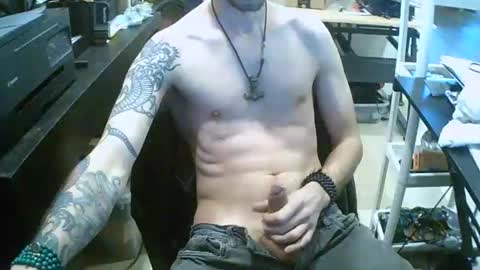 Snapshot of tornado2156 chatting on February 5, 9:29 pm Tornado2156 online show from February 5, 9:29 pm