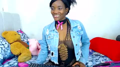 tory_montannaxx online show from July 6, 2:19 am