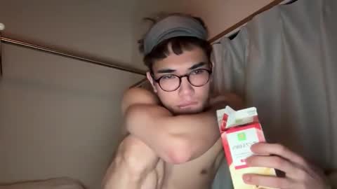 Snapshot of toshikaro0 chatting on February 7, 6:45 pm Karo online show from February 7, 6:45 pm