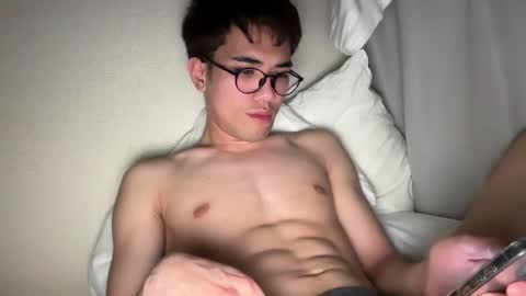 Snapshot of toshikaro0 chatting on March 2, 5:04 pm Karo online show from March 2, 5:04 pm