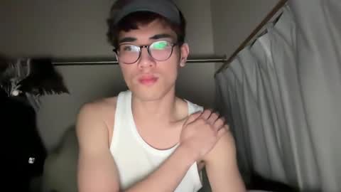 Snapshot of toshikaro0 chatting on March 8, 1:03 pm Karo online show from March 8, 1:03 pm