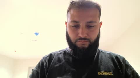 Snapshot of toshman87 chatting on August 6, 9:49 pm toshman87 online show from August 6, 9:49 pm