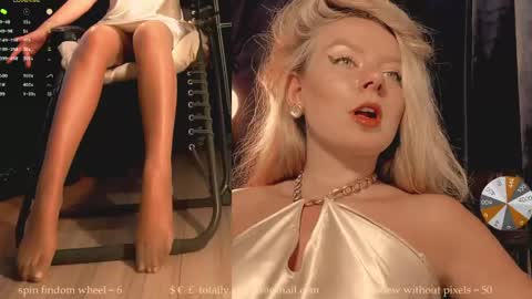 Snapshot of totally_spy chatting on May 30, 12:35 pm Madam Viktoria Vacation in Portugal 2811 - 0412 online show from May 30, 12:35 pm