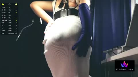 Snapshot of totally_spy chatting on July 8, 7:35 am Madam Viktoria Vacation in Portugal 2811 - 0412 online show from July 8, 7:35 am