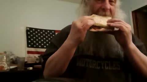 totallyawesome_65 online show from April 22, 7:55 am