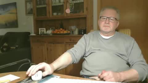 Snapshot of toto758 chatting on January 18, 11:00 pm toto758 online show from January 18, 11:00 pm