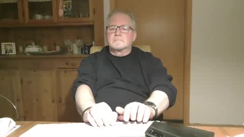 Snapshot of toto758 chatting on January 30, 12:39 am toto758 online show from January 30, 12:39 am