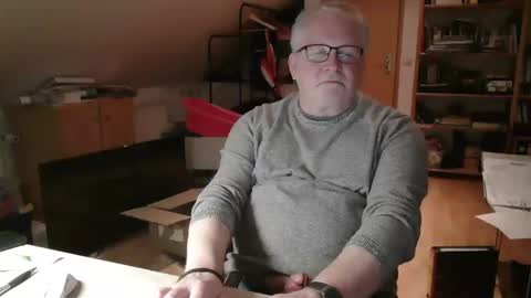 Snapshot of toto758 chatting on November 16, 9:20 pm toto758 online show from November 16, 9:20 pm