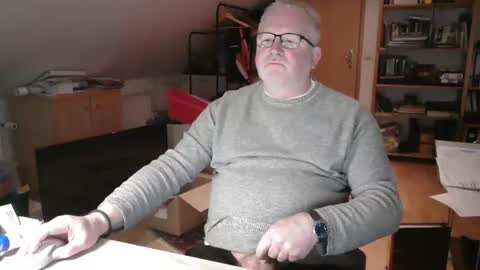 Snapshot of toto758 chatting on November 23, 8:41 pm toto758 online show from November 23, 8:41 pm