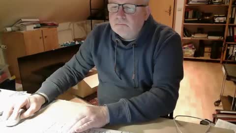 Snapshot of toto758 chatting on January 11, 9:53 pm toto758 online show from January 11, 9:53 pm