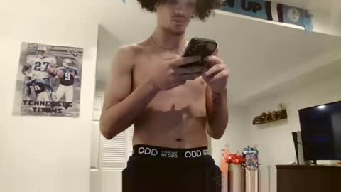 Snapshot of totxxx335 chatting on February 25, 7:12 pm totxxx335 online show from February 25, 7:12 pm