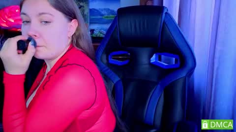   online show from October 31, 9:21 am