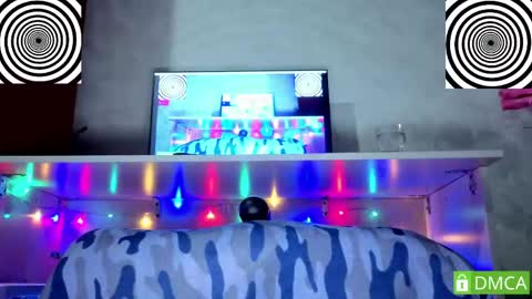 Snapshot of touch_m3 chatting on May 12, 7:16 am online show from May 12, 7:16 am