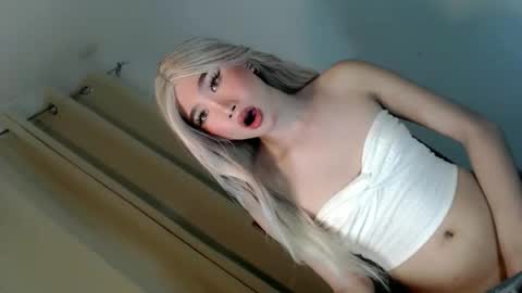 iloveyou AZ online show from March 22, 6:28 am