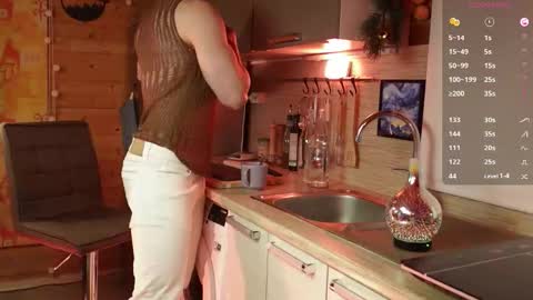 Paul online show from February 18, 4:19 am