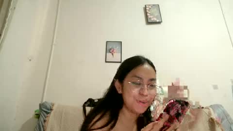 yourgirl online show from July 2, 11:55 pm