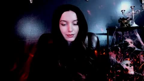 toxicdomme online show from April 10, 4:55 pm