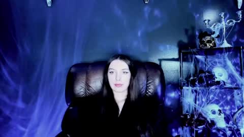 Snapshot of toxicdomme chatting on May 12, 6:05 pm toxicdomme online show from May 12, 6:05 pm