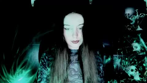 Snapshot of toxicdomme chatting on May 20, 6:03 pm toxicdomme online show from May 20, 6:03 pm