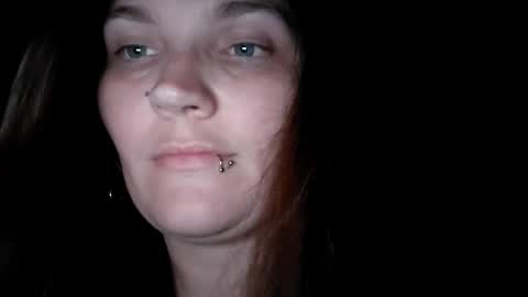 Snapshot of toxiclilly chatting on May 25, 6:41 am Lilly Miss Mistress Goddess Maam Queen Boss online show from May 25, 6:41 am