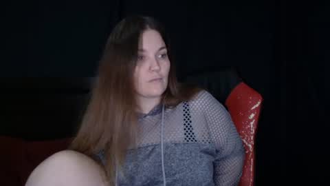 Snapshot of toxiclilly chatting on June 25, 6:23 pm Lilly Miss Mistress Goddess Maam Queen Boss online show from June 25, 6:23 pm