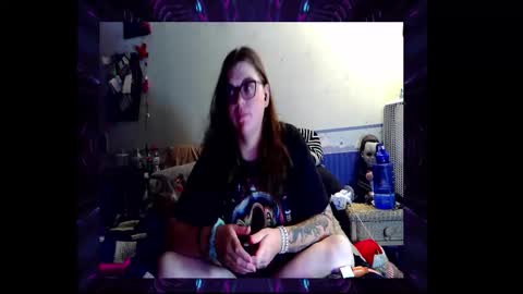 Snapshot of toxiclove1311 chatting on October 6, 1:14 am Toxiclove1311 online show from October 6, 1:14 am