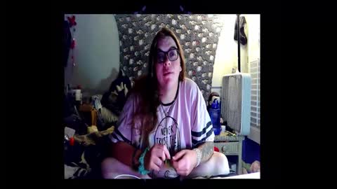 Snapshot of toxiclove1311 chatting on October 20, 10:54 pm Toxiclove1311 online show from October 20, 10:54 pm