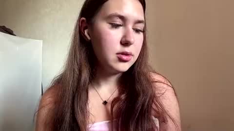 Snapshot of tracievanier chatting on July 13, 7:11 am Thea online show from July 13, 7:11 am
