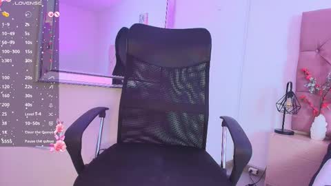 tracy online show from March 10, 2:27 am