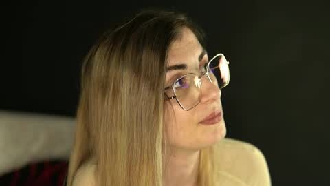 Tracy online show from May 22, 8:25 pm