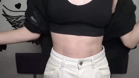 TracyLeeBB online show from December 2, 12:10 pm