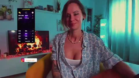 Snapshot of trafka_murafka chatting on June 4, 3:18 pm Hey my name is Kiri Kiri online show from June 4, 3:18 pm
