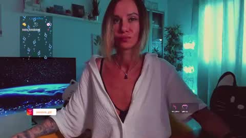 Snapshot of trafka_murafka chatting on July 7, 6:34 pm Hey my name is Kiri Kiri online show from July 7, 6:34 pm