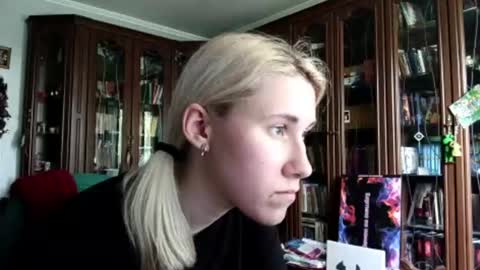 Lesly online show from June 12, 8:24 am