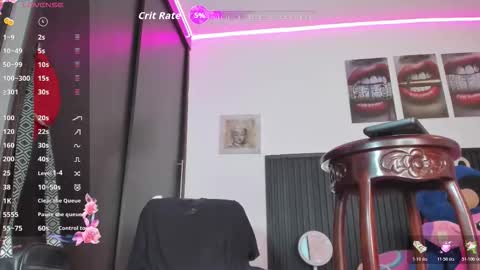 Juliana Giiraldo  online show from March 20, 10:47 pm