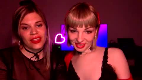 trans_cherries online show from March 18, 1:42 am