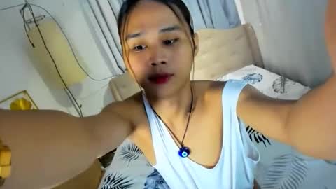 GEN LUXS online show from March 25, 1:28 pm